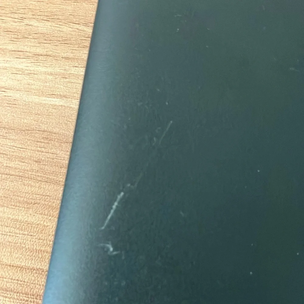 HP Black Laptop Modern Design with Crisp Display